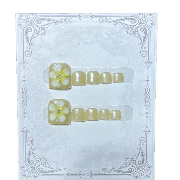 Floral-Themed Decorative Press-On Nail Set Bowlift