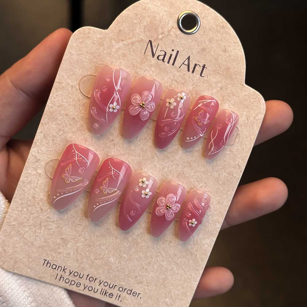 Floral-Embellished Press-On Nail Kit Bowlift