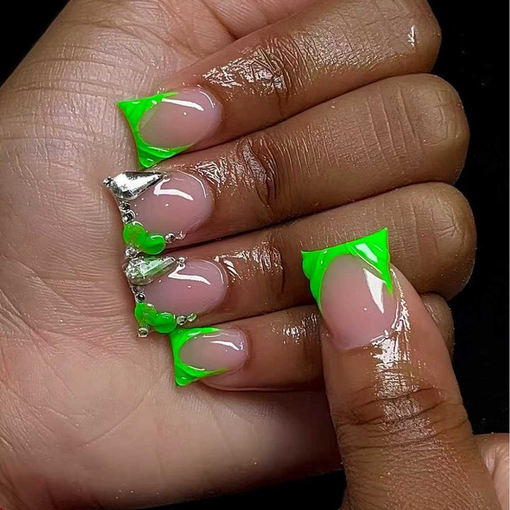Artistic Nail Art Bowlift