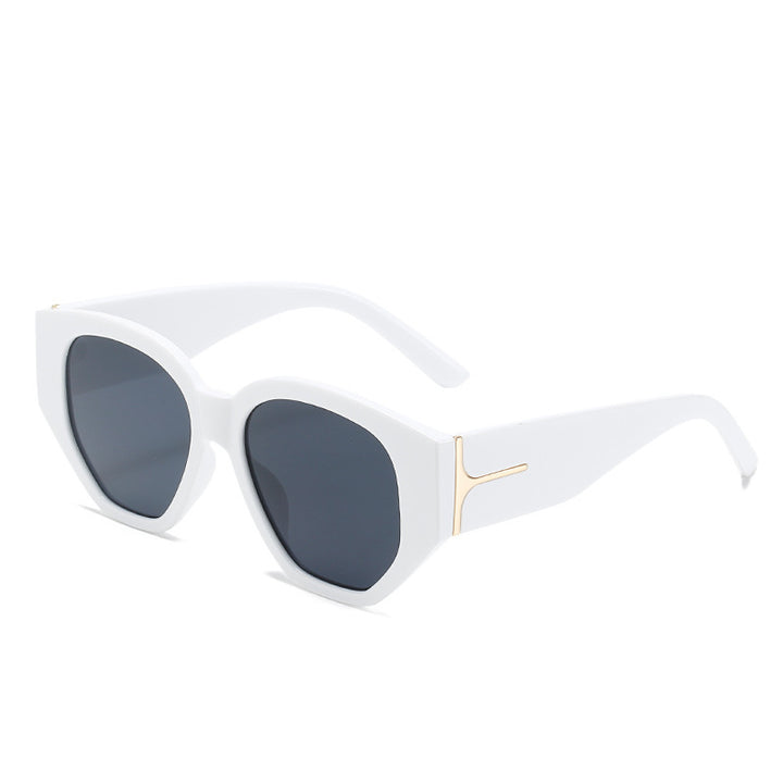 Fashionable Cat-Eye Sunglasses with Unique Geometric Frame Bowlift