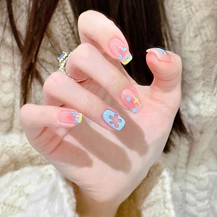 Creative nail art with flower accents Bowlift