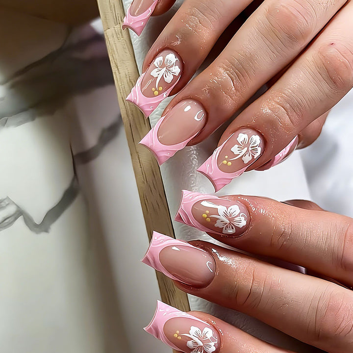 Artificial nail set with floral applications and elegant accents Bowlift