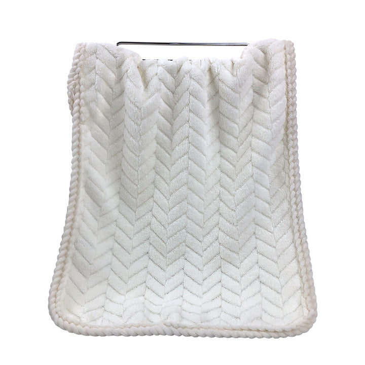 Cozy blanket with modern pattern Bowlift