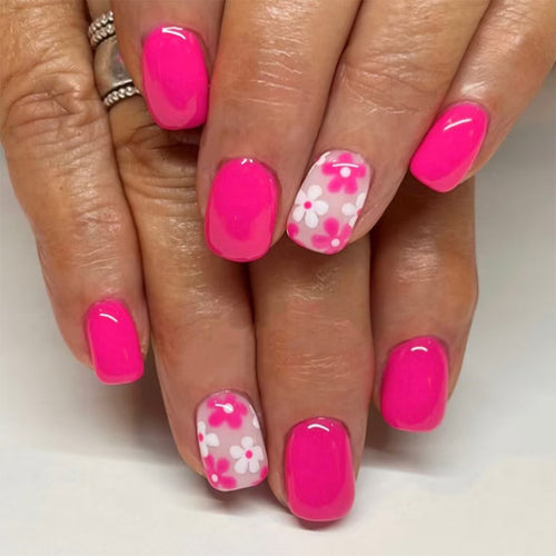 Artificial nails in playful flower pattern Bowlift