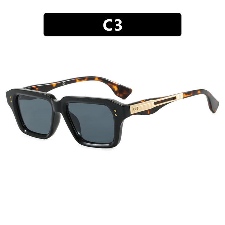 Women's stylish square sunglasses with luxurious tortoiseshell pattern and durable frame Bowlift