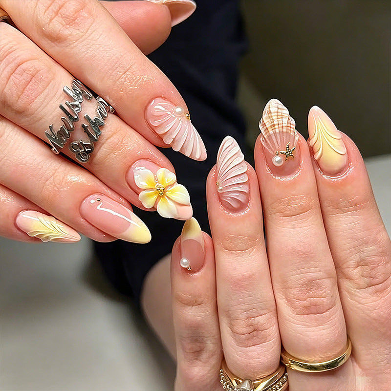 Artful Nail Art Bowlift