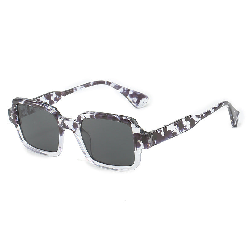 Ladies fashionable glasses in modern square design Bowlift