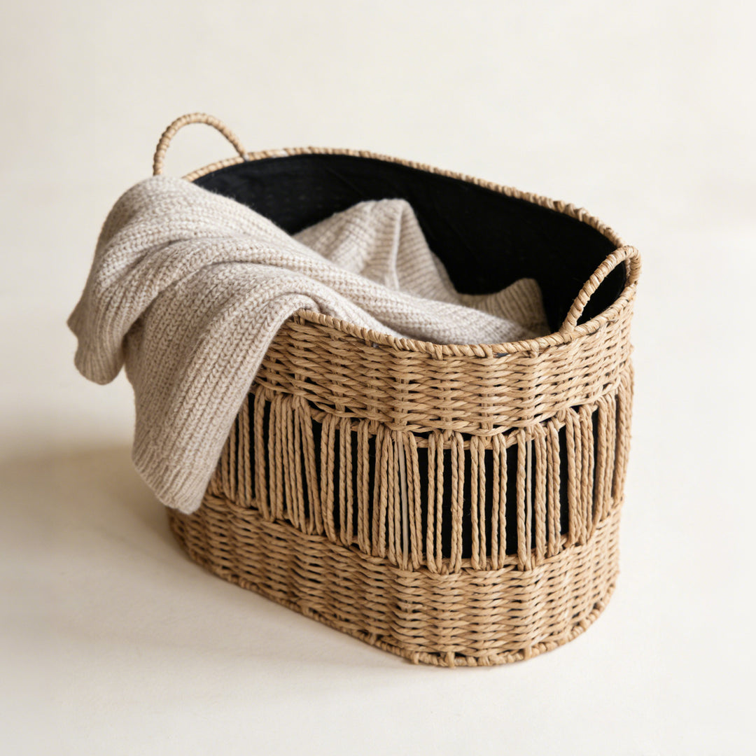 Decorative storage basket with fringes Bowlift