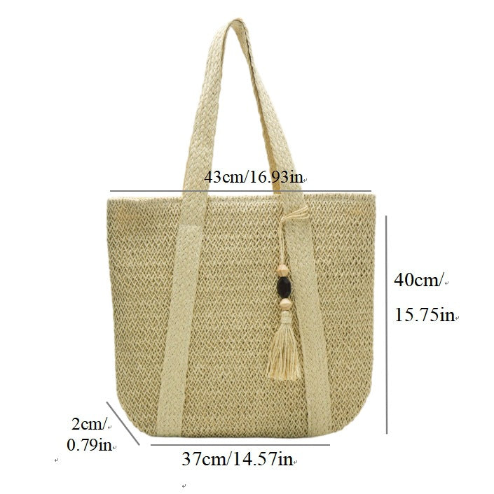 Generous shoulder bag made of natural material Bowlift