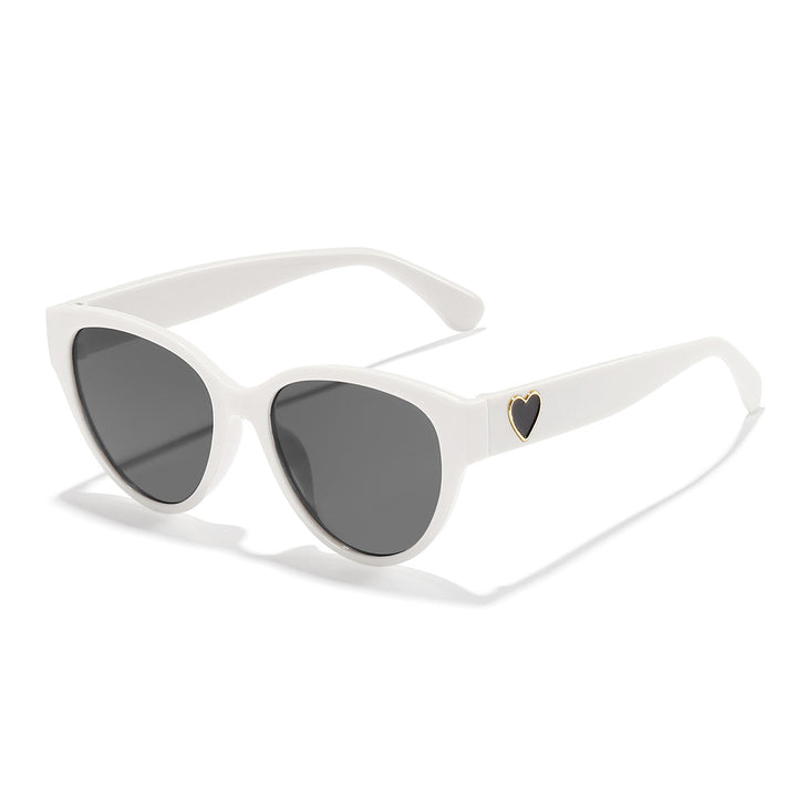Ladies Cat-Eye Sunglasses with Heart-Shaped Detail and UV Protection Bowlift
