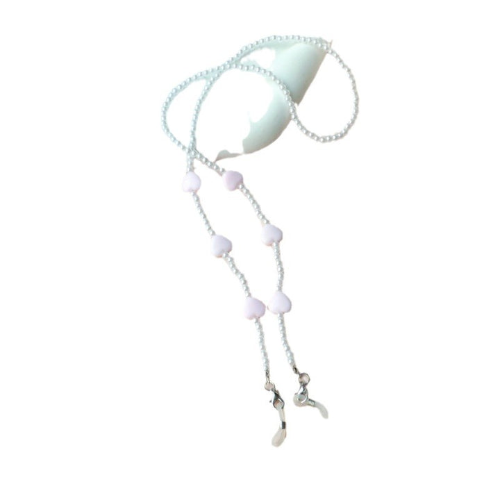 Fashionable pearl necklace with heart pendants Bowlift
