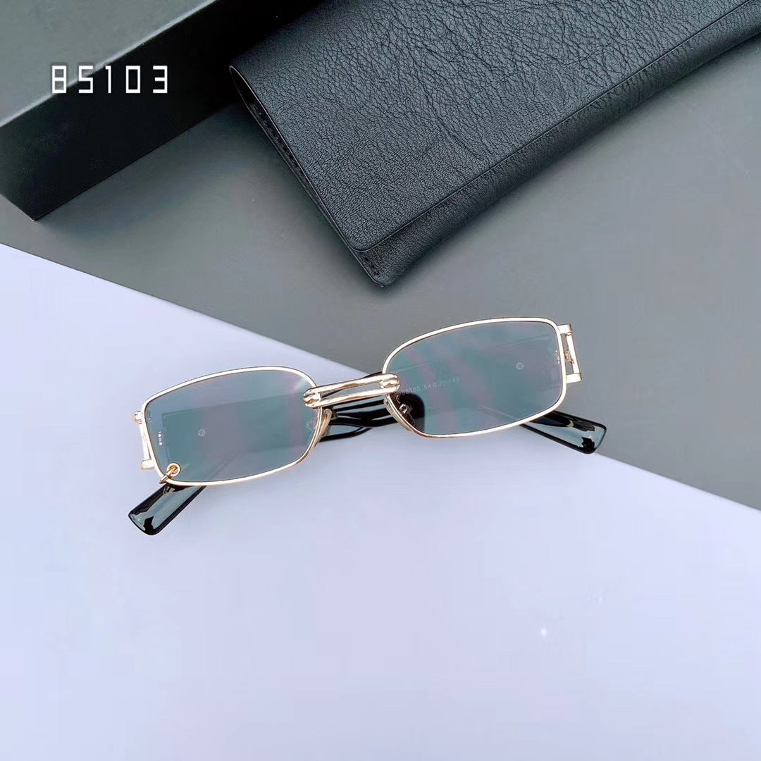 Fashionable sunglasses with unique rectangular frame Bowlift