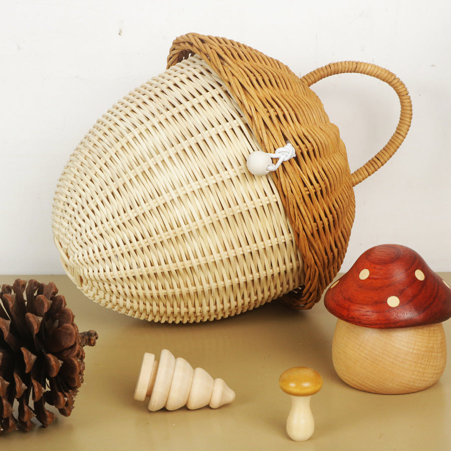 Playful storage basket in mushroom design Bowlift