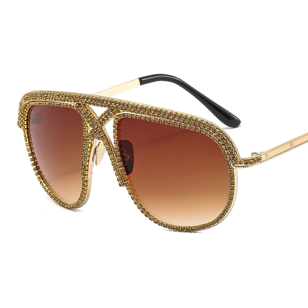 Ladies Glamorous Sunglasses with Rhinestone-Embellished Frame Bowlift