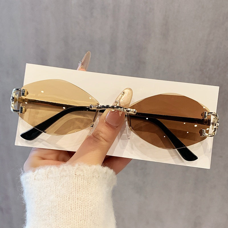 Women's futuristic sunglasses with striking hexagonal frame and high-quality glitter accents Bowlift