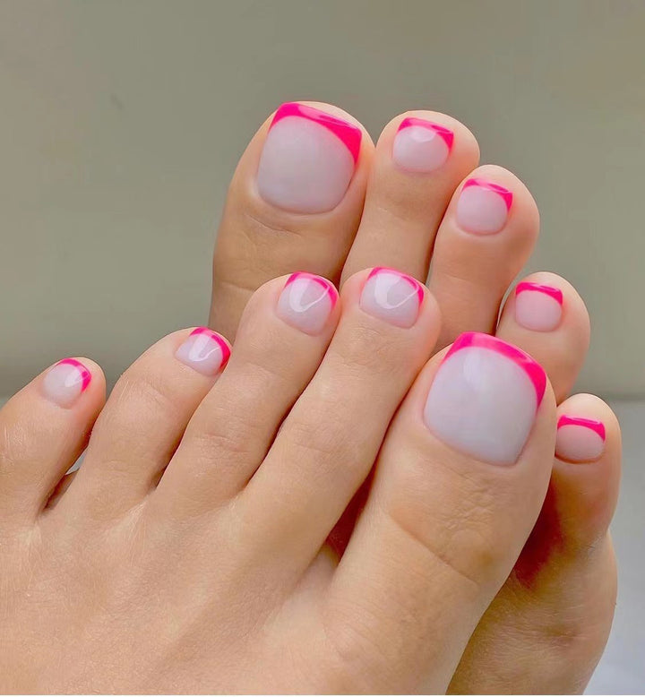 Artistic Toenail Design with Divine Butterfly Design Bowlift