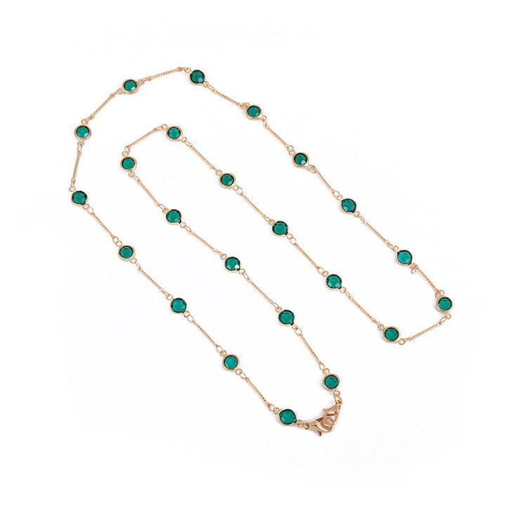 Elegant jewelry holder chain with onyx beads Bowlift