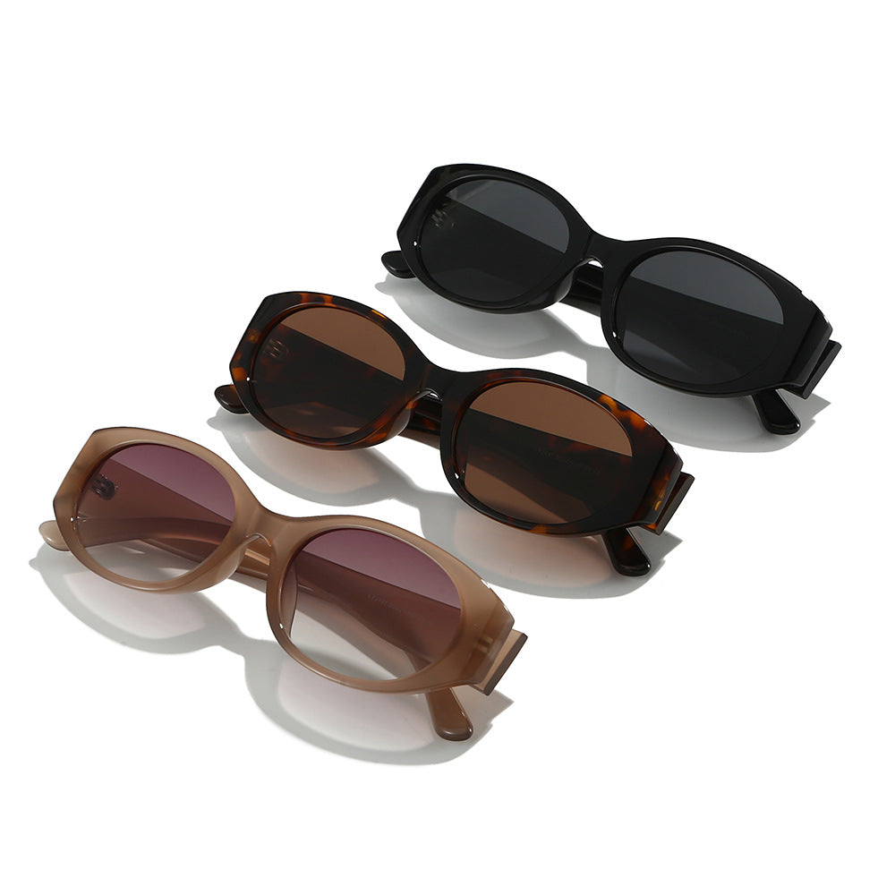 Women’s fashionable sunglasses with curved design and elegant shape Bowlift