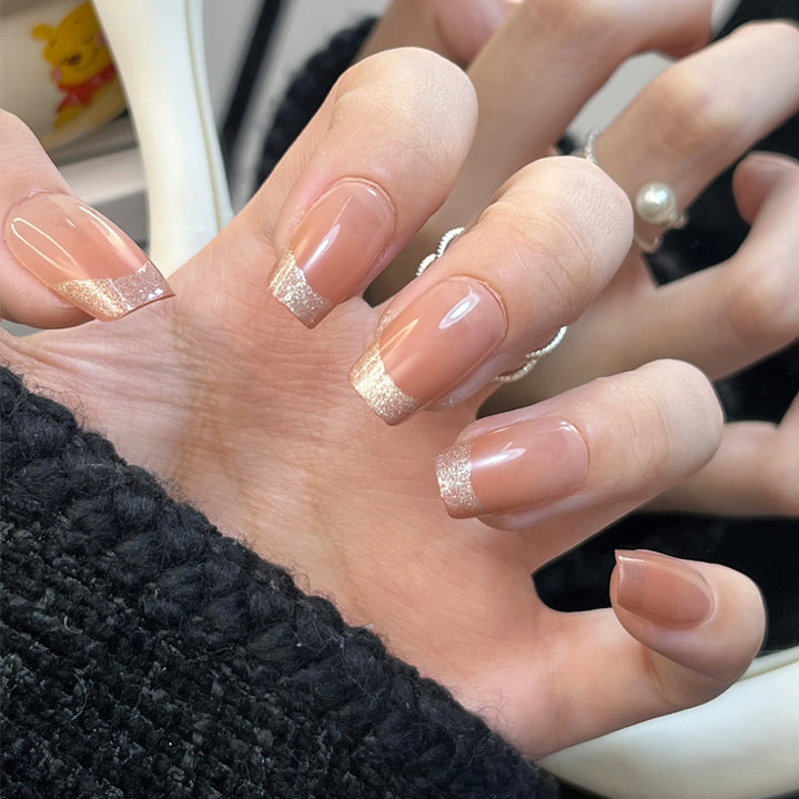 Glamorous Press-On Nail Set with Decorative Gemstone Accents Bowlift