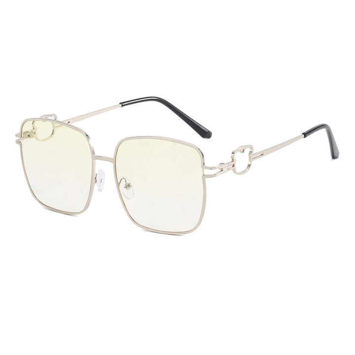 Women’s fashionable square glasses with unique accents Bowlift