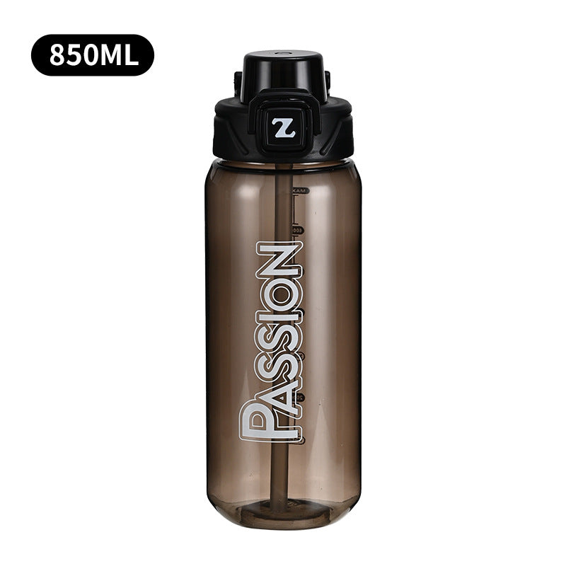Ladies drinking bottle with integrated measuring system and flip-top closure Bowlift