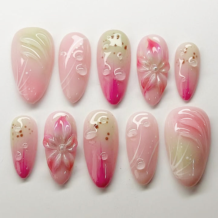 Artistic nail set in floral design Bowlift