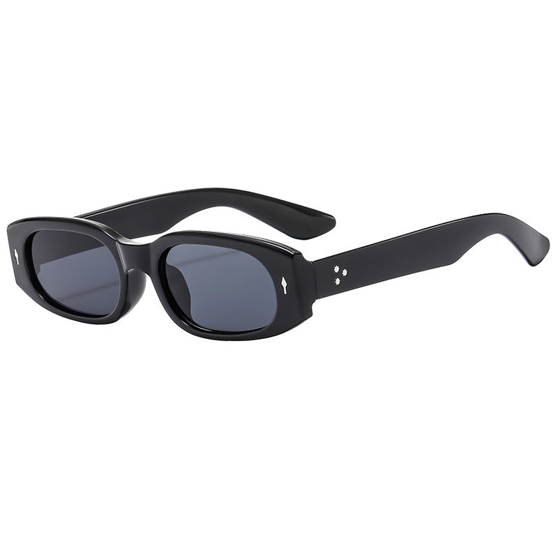Women’s Designer Sunglasses with stylish, square frame Bowlift