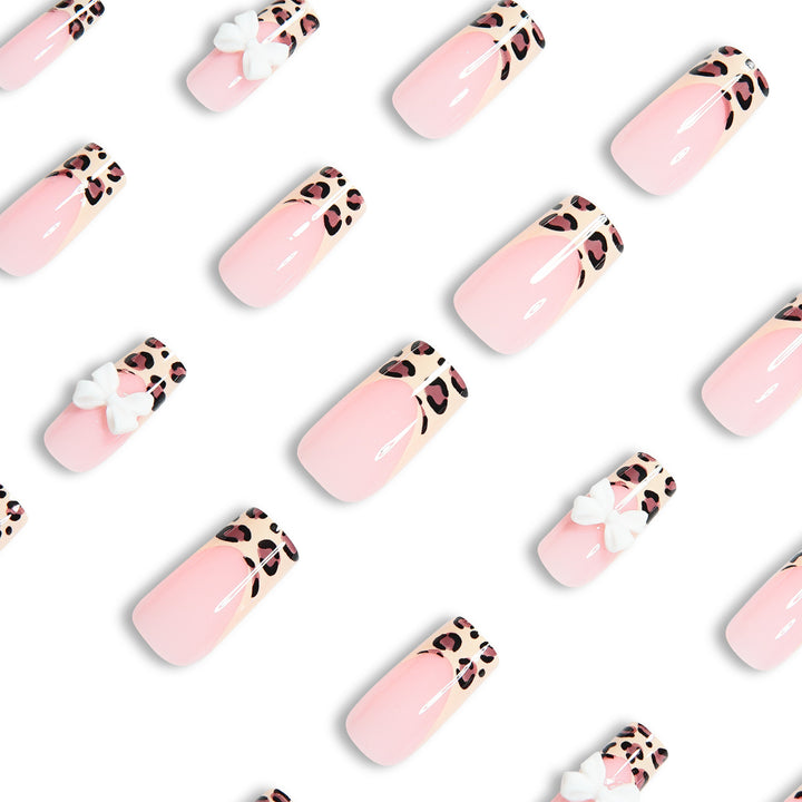 Artistic Leopard Print Press-On Nail Design Bowlift