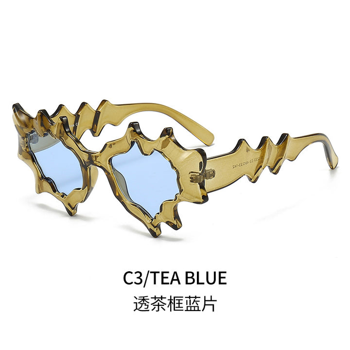 Ladies' Fashion Sunglasses in Extravagant Wave Design Bowlift
