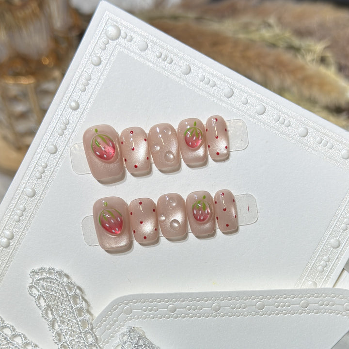Strawberry-Inspired Press-On Nail Art Set Bowlift