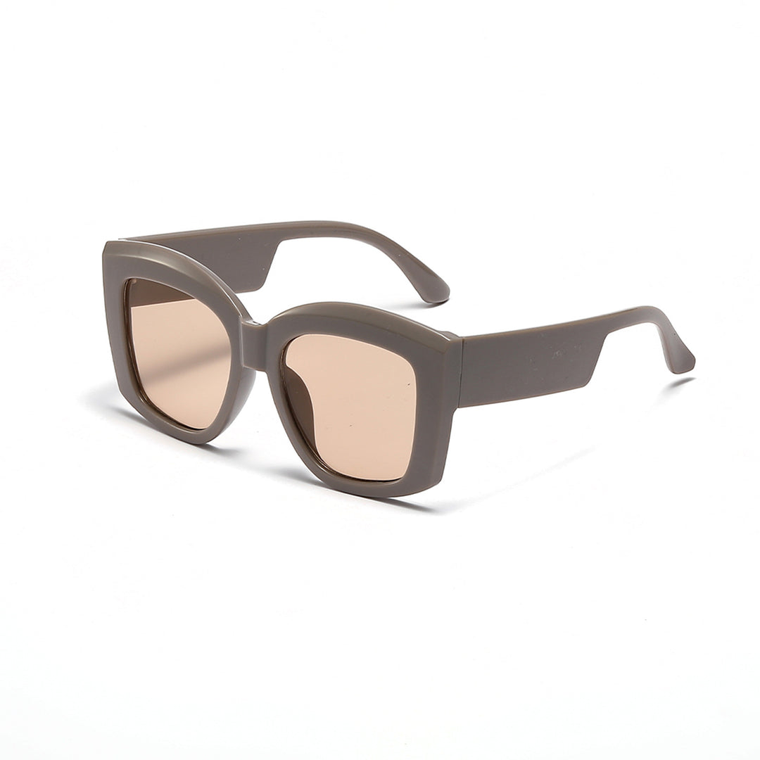 Women fashionable oversized sunglasses in unique design Bowlift