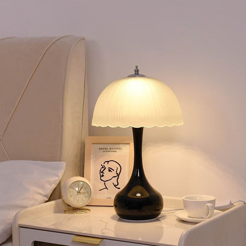 Artistic Glass Shade Table Lamp