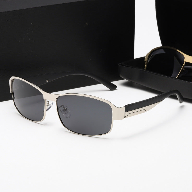 Ladies sporty sunglasses with robust metal frame and polarized lenses Bowlift