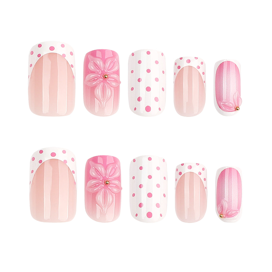 Artificial nail art with trendy flower decor and dots Bowlift