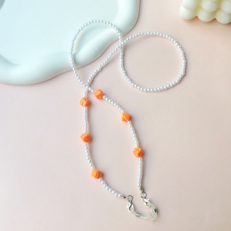 Elegant pearl glasses chain Bowlift