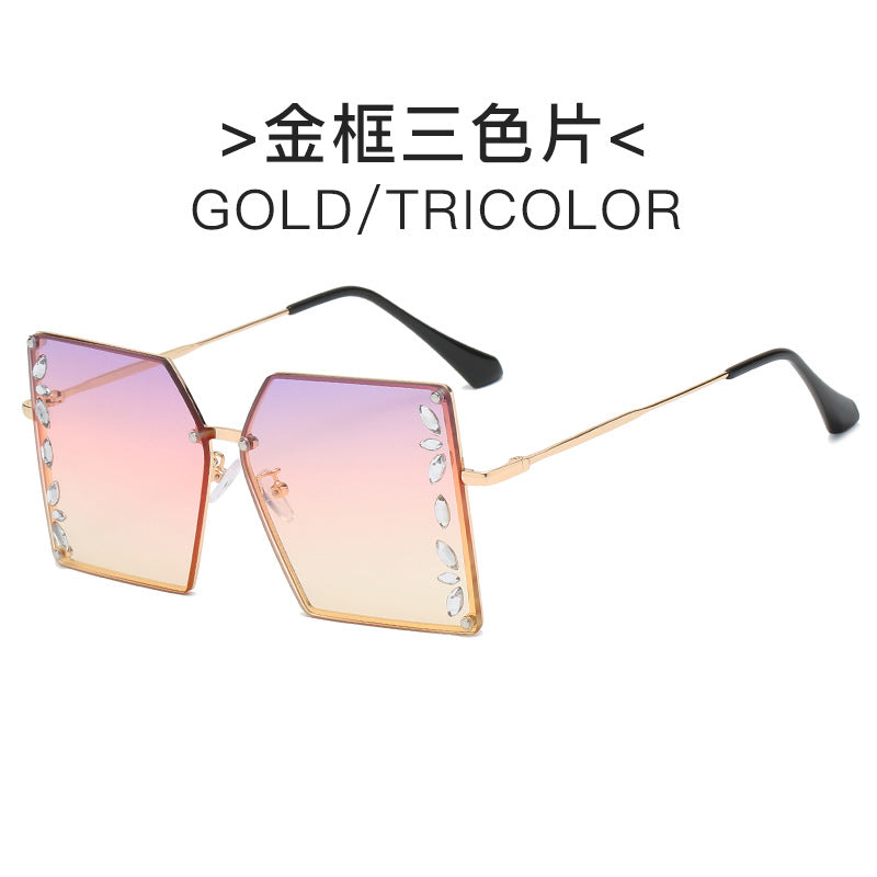 Women's futuristic sunglasses with striking hexagonal frame and high-quality glitter accents Bowlift