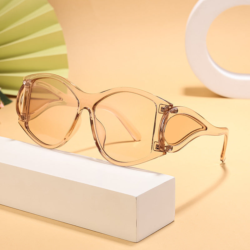 Ladies modern Cat-Eye sunglasses with unique frame and UV protection Bowlift