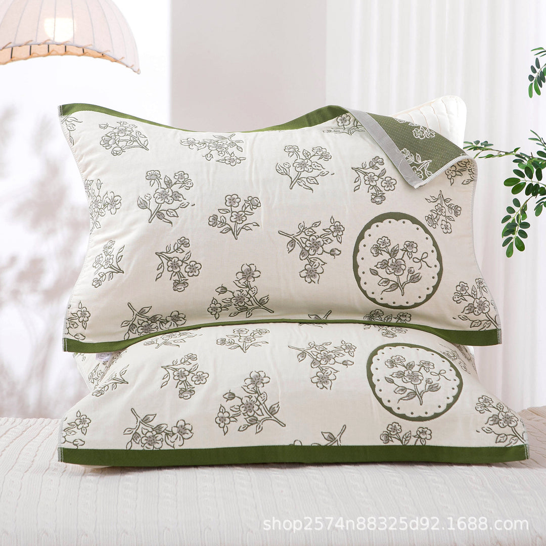 Women's pillowcase with high-quality, romantic floral pattern Bowlift