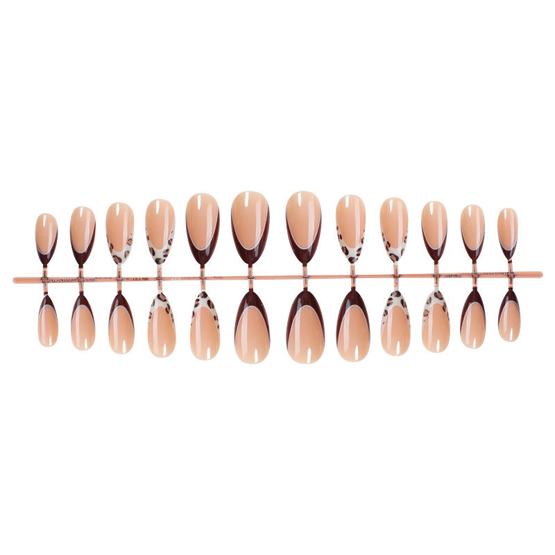 Stylish Press-On Nail Art Set with Contemporary Designs Bowlift