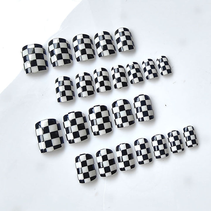 Artificial nails in modern chessboard design Bowlift