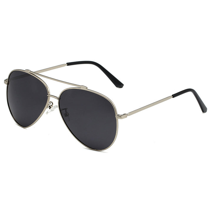 Fashionable Pilot Sunglasses Bowlift