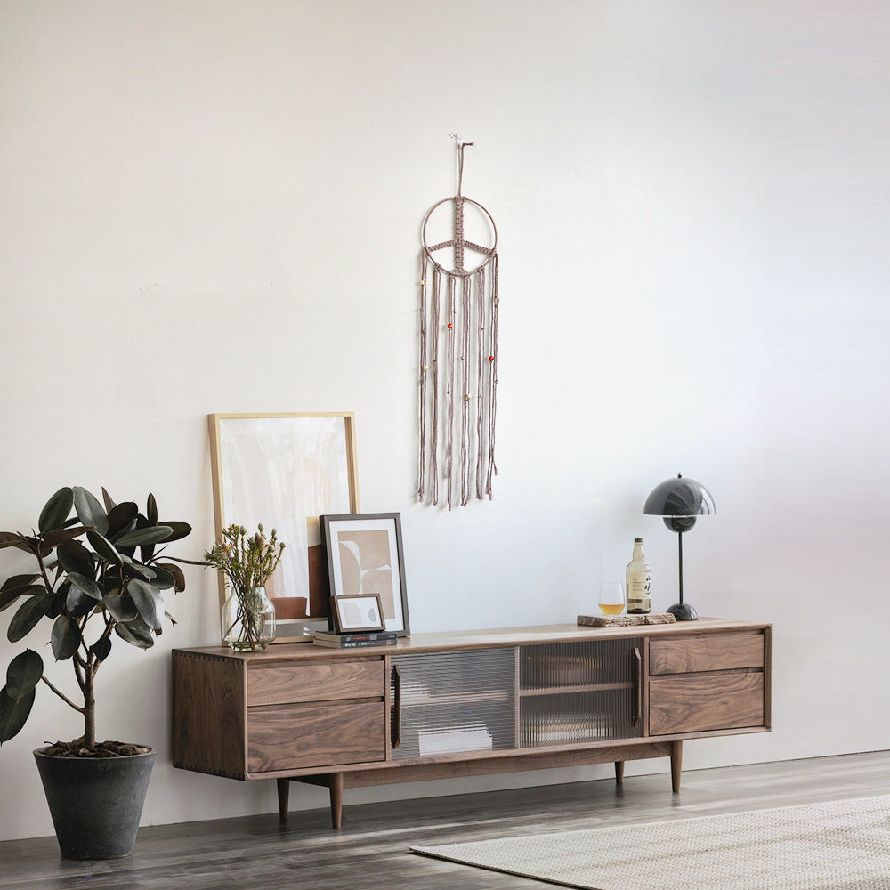 Macrame Wall Decoration with Elegant Appeal