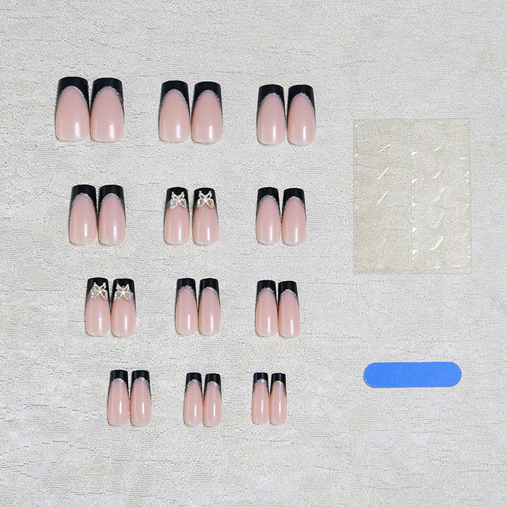 Glamorous artificial nails with detailed decorations Bowlift