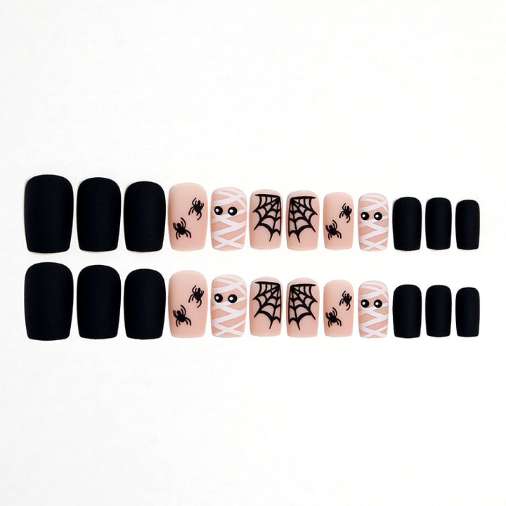 Artificial nail set with creepy Halloween motif and delicate spider designs Bowlift