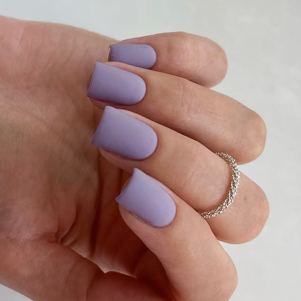 Artificial nail art with matte finish Bowlift