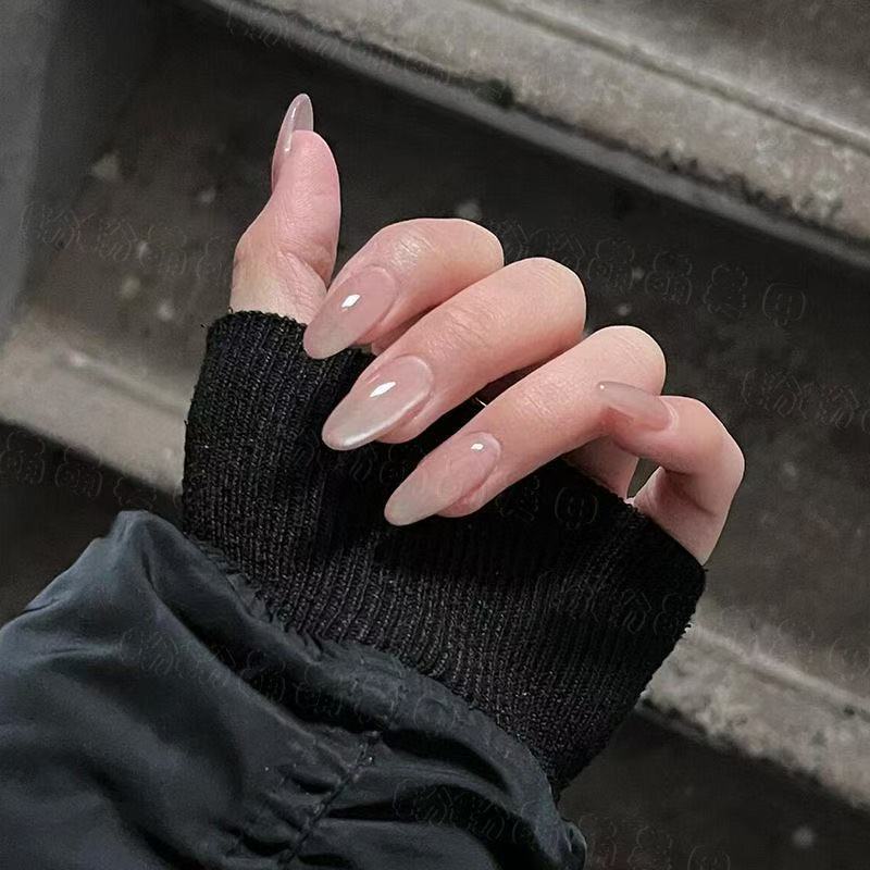Glossy Almond-Shaped Nail Extensions Bowlift