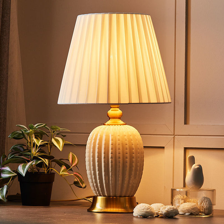 Vintage Ceramic Accent Table Lamp