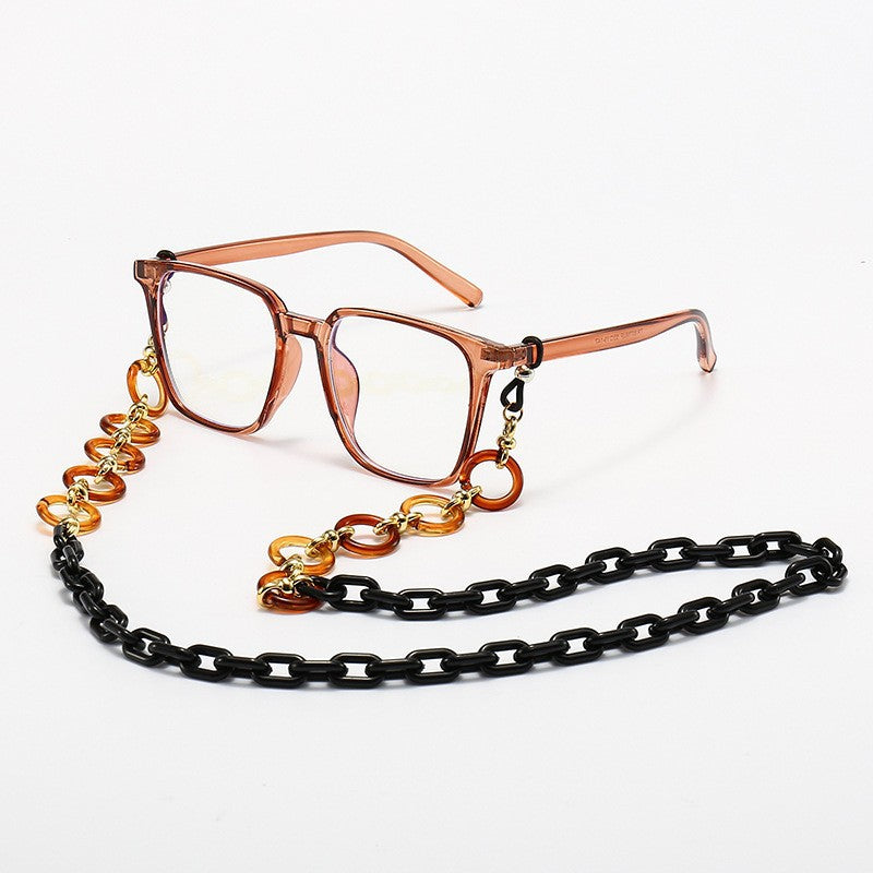 Designer sunglasses with chain pendant Bowlift