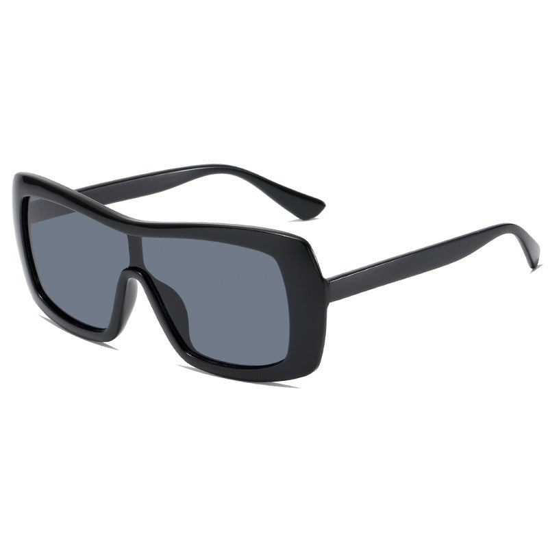 Women's stylish oversized sunglasses in futuristic design Bowlift