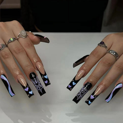 Artificial Nail Extensions with Trendy Design Bowlift